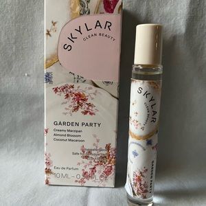 Skylar Garden Party